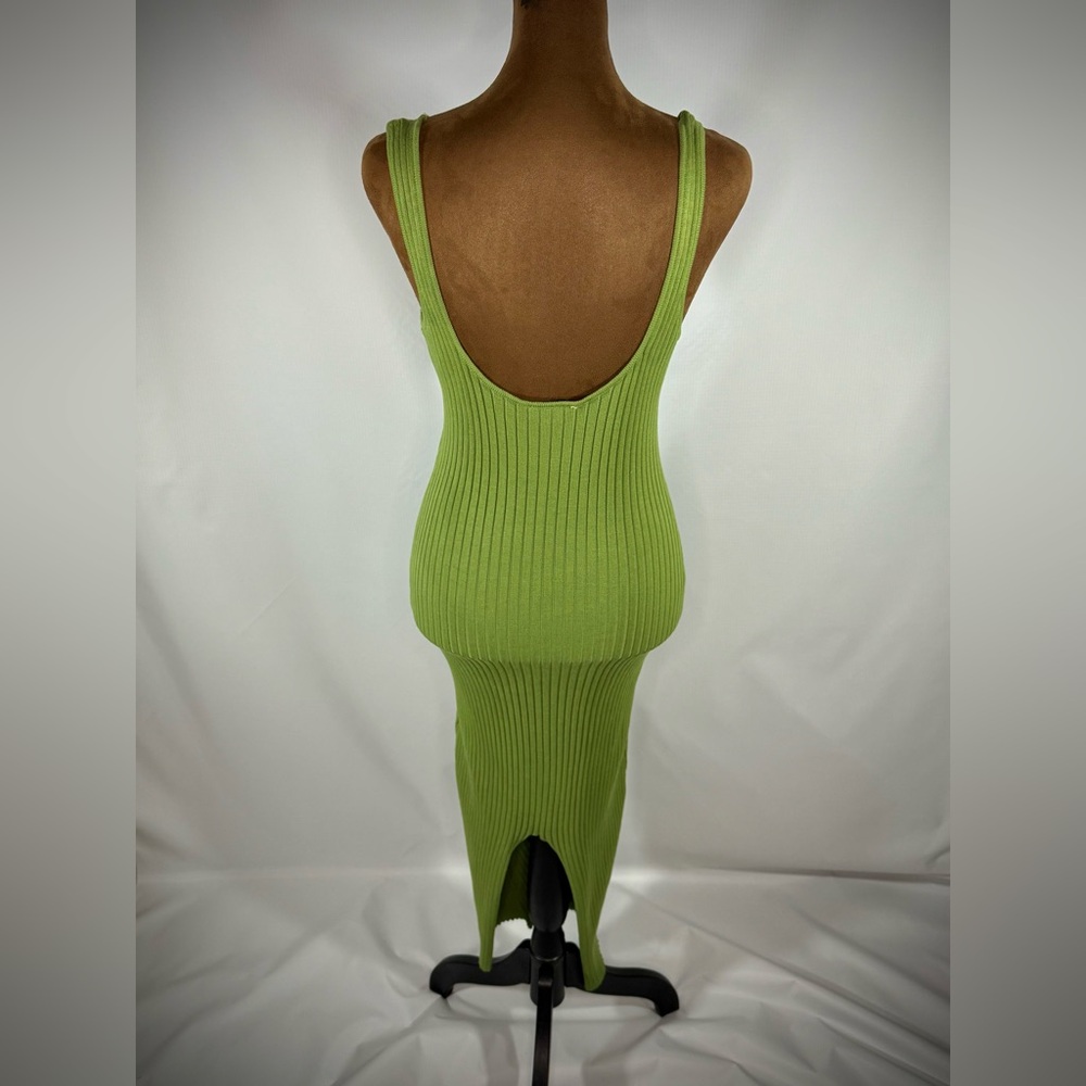 Fashion Nova Janelle Knit Midi Green‎ Dress - Picture 5 of 10